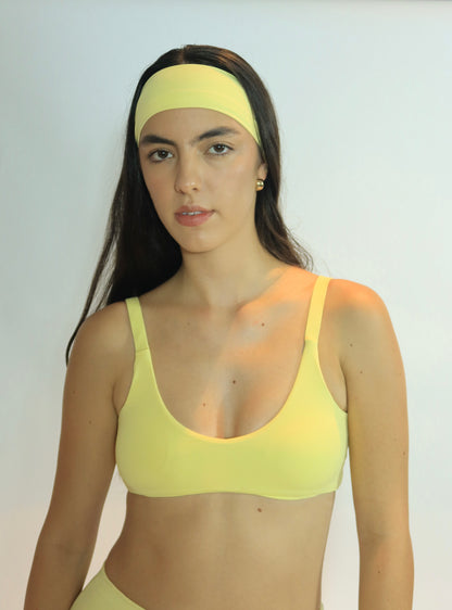 Gauri Sports Crop - FIGURES